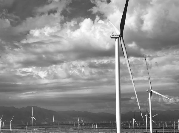 以全面从严治党为根本保障