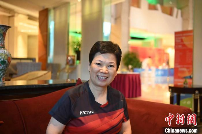 很多时候我都忘记了自己的年龄：倪夏莲征战W