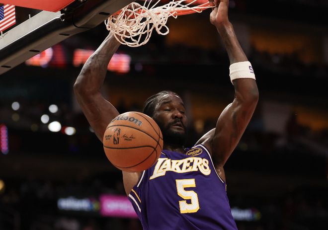 东契奇12场30+创纪录 湖人双杀篮网终结9连败