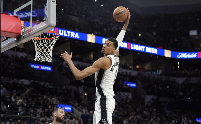 最佳新秀悬念揭晓：弗拉格与克尼普尔各有哪些