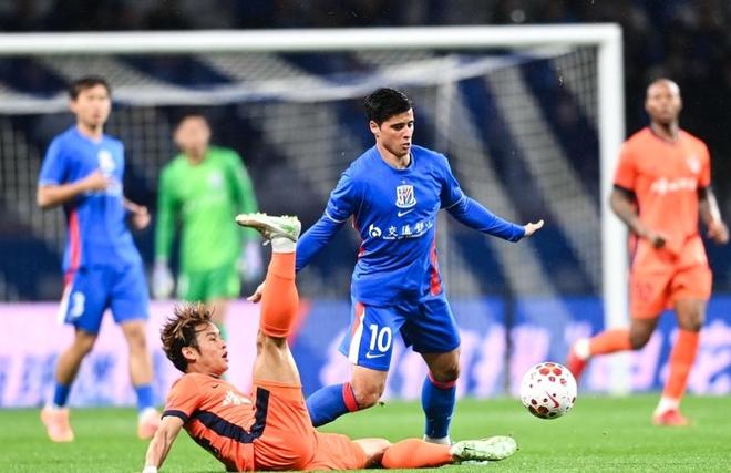 中超第7轮战报：蓉城铜梁龙双连胜领跑积分榜